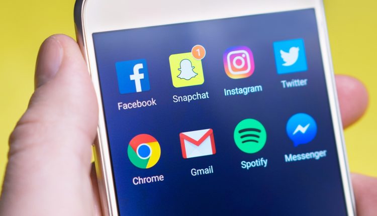apps-business-cellphone-cellular-telephone-533446